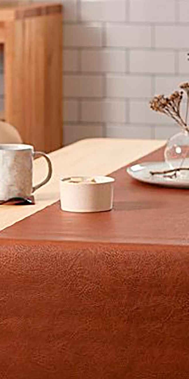 camino-de-mesa-piel-polipiel