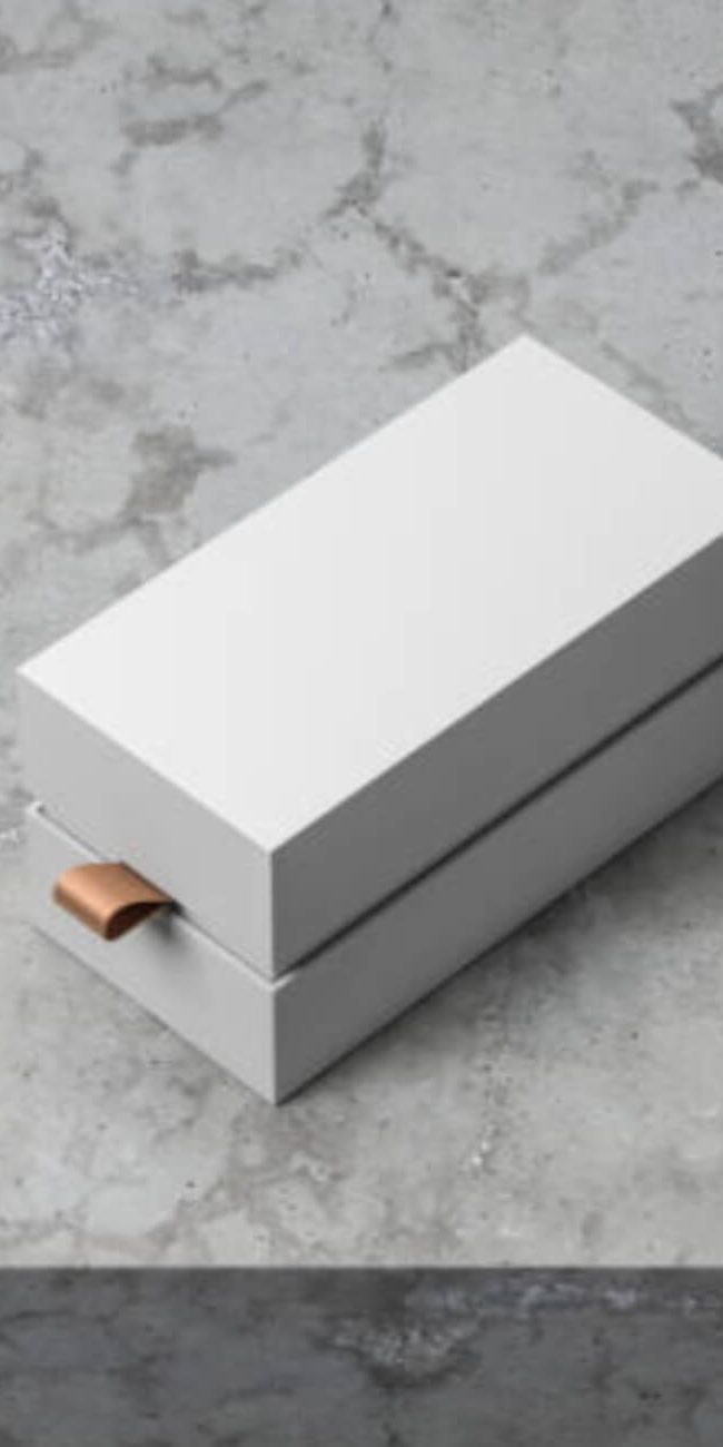 packaging caja blanca cerrada